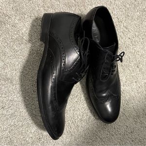 Black Aldo dress shoes. Size 8 US, EUR 41